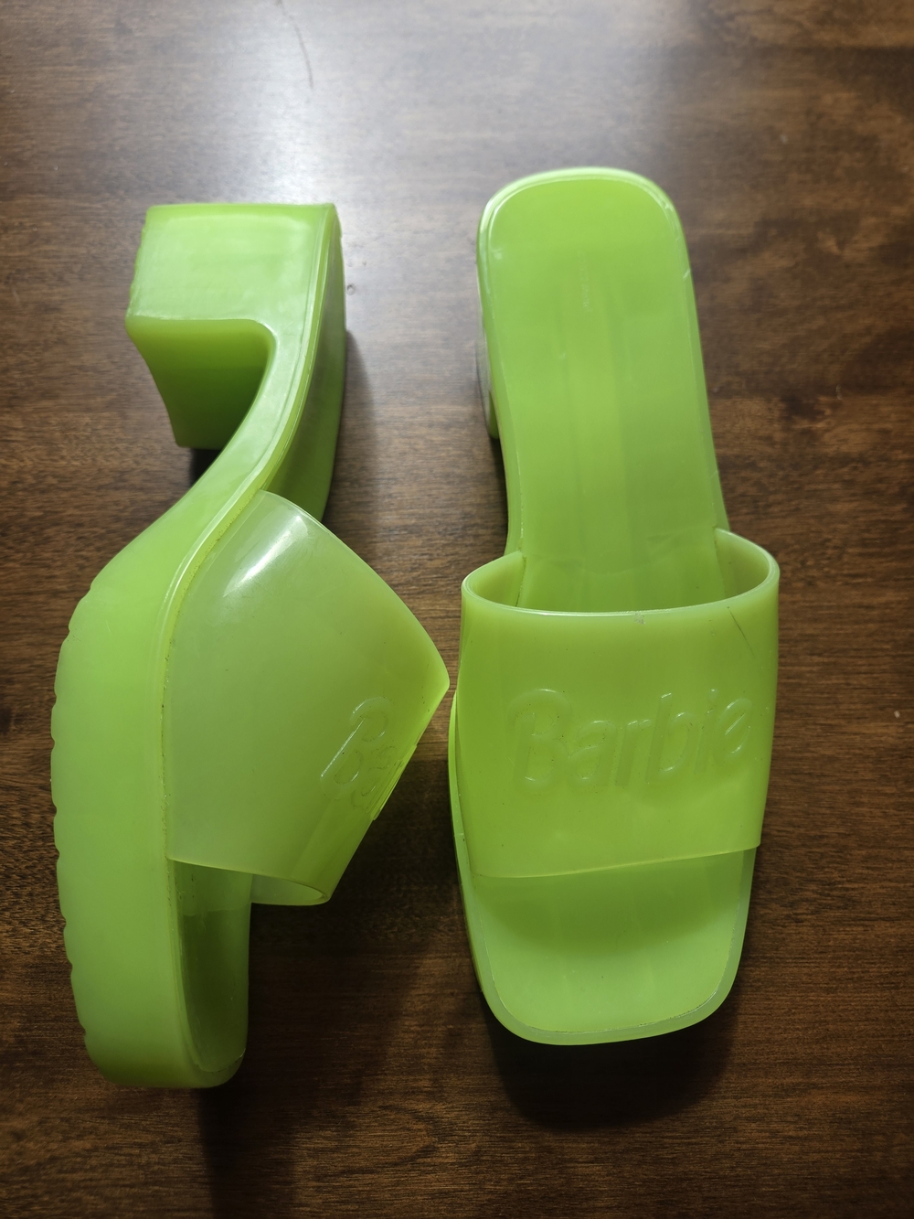 Barbie Jelly Mule Heels Women’s Size 8 Neon Green Slide Sandals